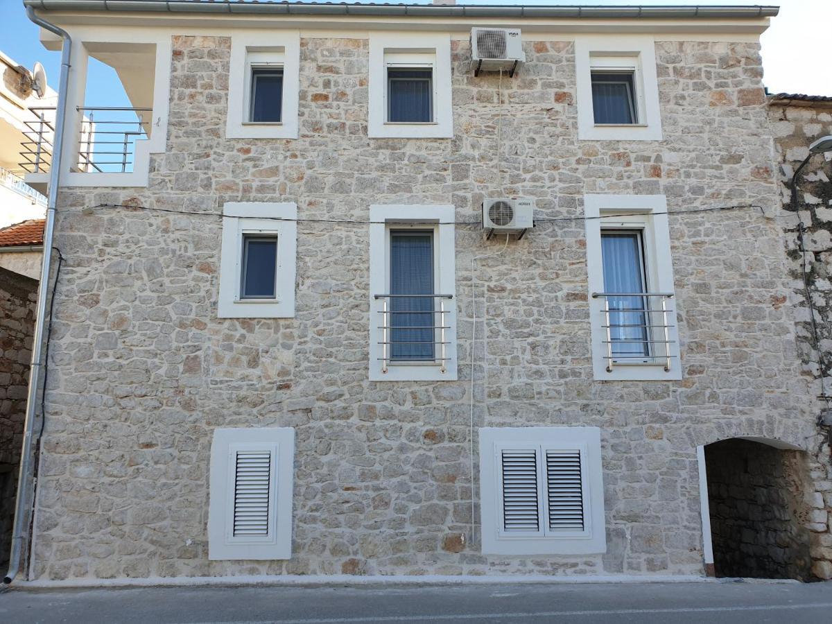 Apartments Violeta Betina  Bagian luar foto